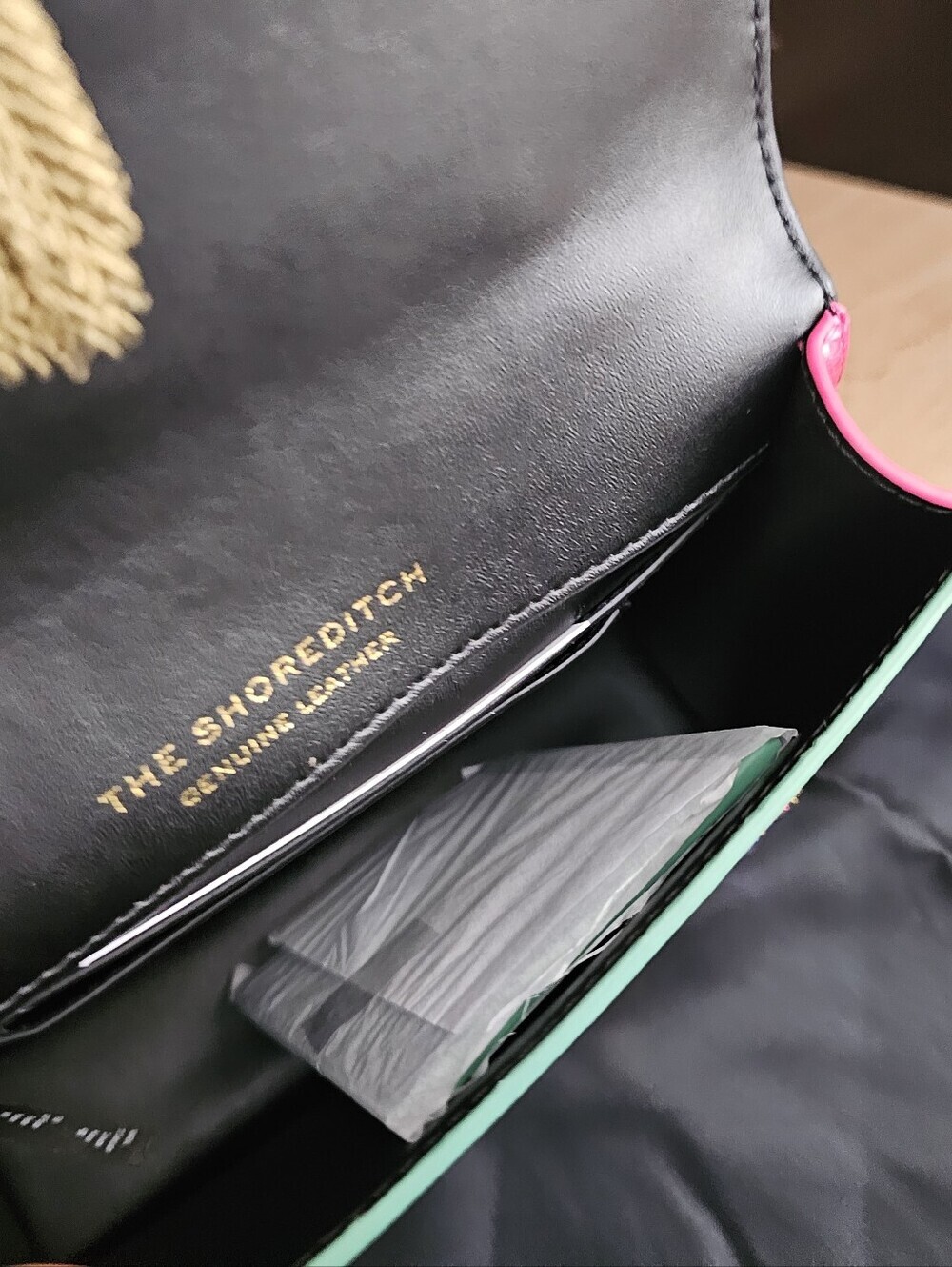 Kurt Geiger London Small Shoreditch Crossbody Bag. - Picture 14 of 15